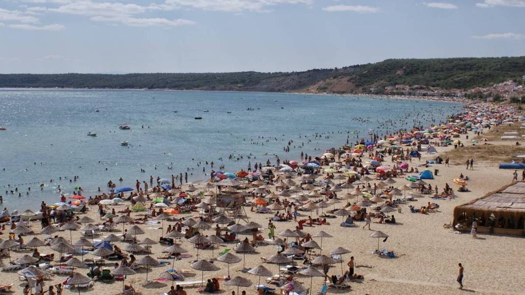 Türkiye'nin saklı Maldivler'i ortaya çıktı! Turkuaz denizi ile tatilcilerin yeni gözde yeri, bembeyaz kumsalıyla sizi bekliyor 1